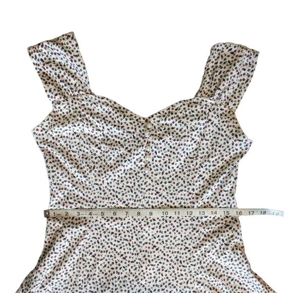 Vintage 90s Black & White Ditzy Floral Print Shorts Romper Wide Straps - Picture 11 of 11